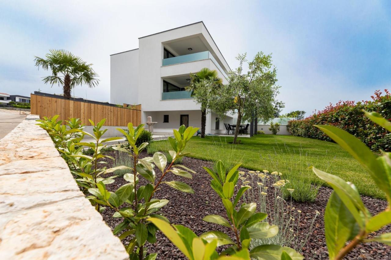 Casa Bella Apartment Malinska Ngoại thất bức ảnh