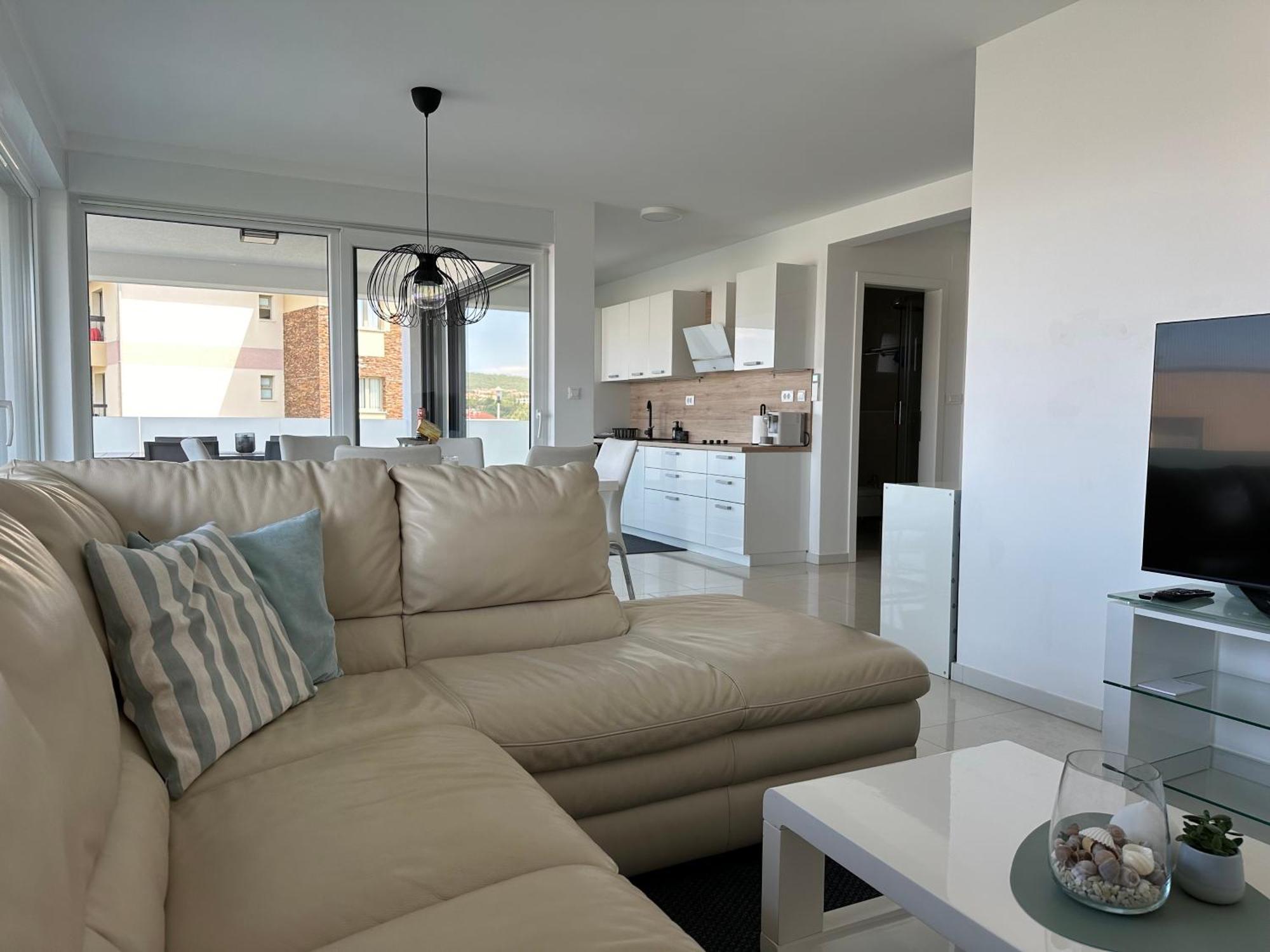 Casa Bella Apartment Malinska Ngoại thất bức ảnh